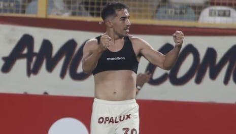 ¡Apareció el héroe inesperado! Alzugaray marcó el 3-2 y puso a Universitario en camino al triunfo