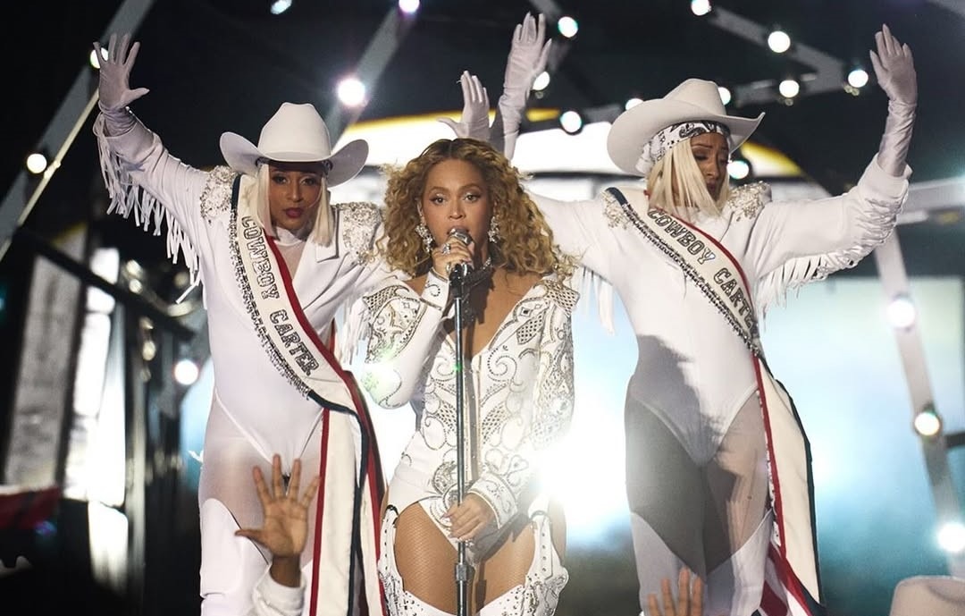 Beyoncé cautivó al público con su presentación en el Christmas Day de la NFL (@nfl)