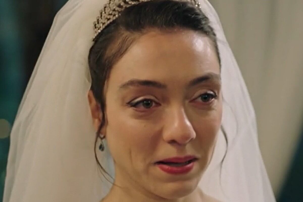 La emoción invade a Gülben (Foto: Antena 3)