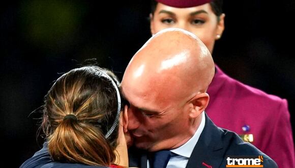 Luis Rubiales renuncia a su cargo como presidente de la RFEF (Video: YouTube)