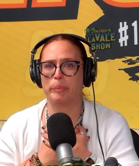 Angélica Vale rompe en llanto al confirmar su divorcio.