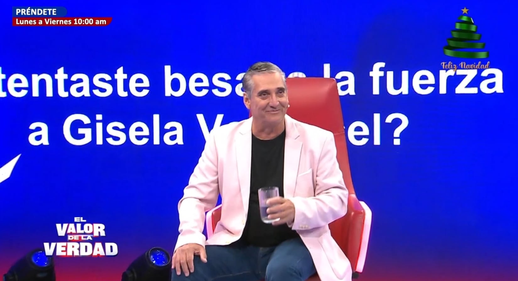 Guillermo Dávila responde "Sí" a la pregunta: "¿Intentaste besar a la fuerza a Gisela Valcárcel?".