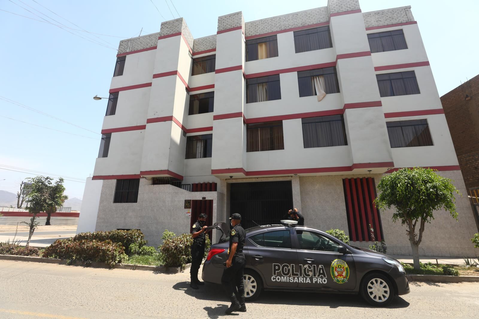 Venezolanos formaban parte de la banda 'Los Hoteleros del norte' y sacaban las cosas amarradas con soga y por la ventana del hostal. | Foto: Gonzalo Córdova