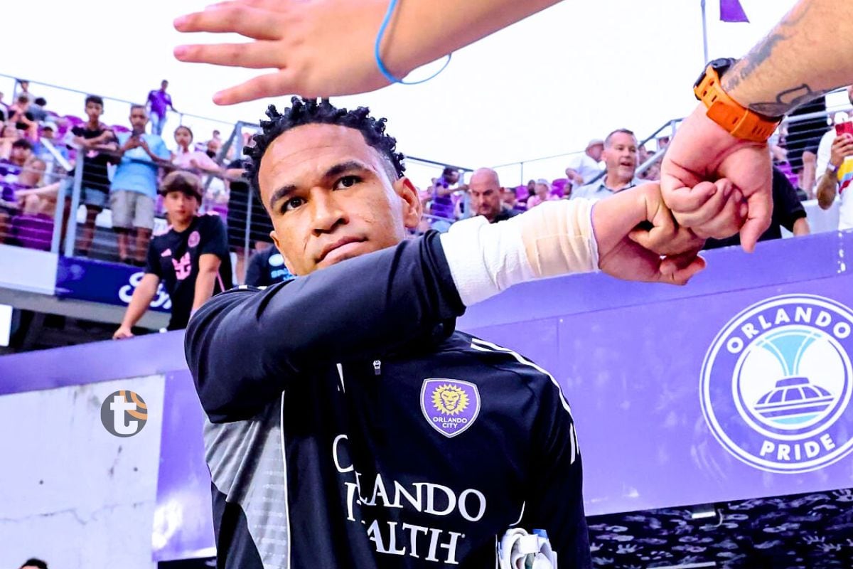 Pedro Gallese y el incómodo momento que vivió en su salida de Orlando City (Foto: AP)