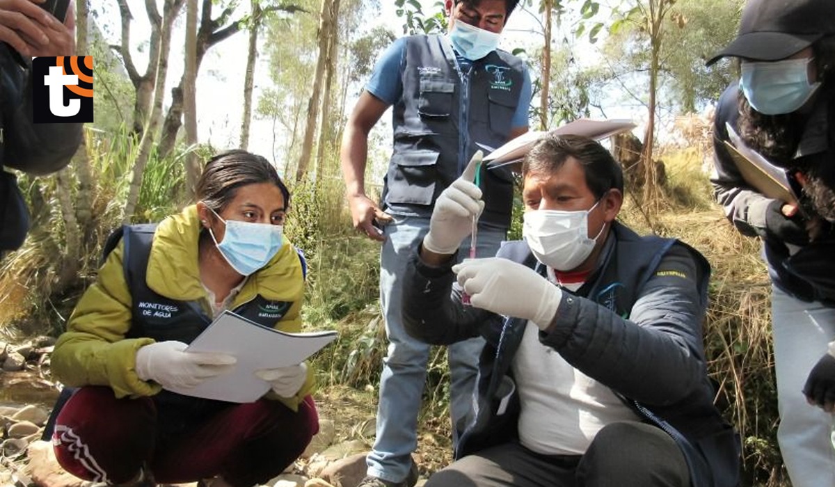 Análisis químicos recientes revelaron niveles de arsénico 203 veces por encima de los estándares de calidad ambiental, además de la presencia de plomo, cobre y cadmio.