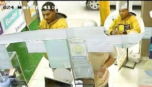 Ica: En menos de diez segundos asaltan agente bancario y se llevan 10 mil soles | VIDEO