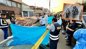 Los Olivos: Sicarios asesinan dos motorizados a balazos | VIDEO