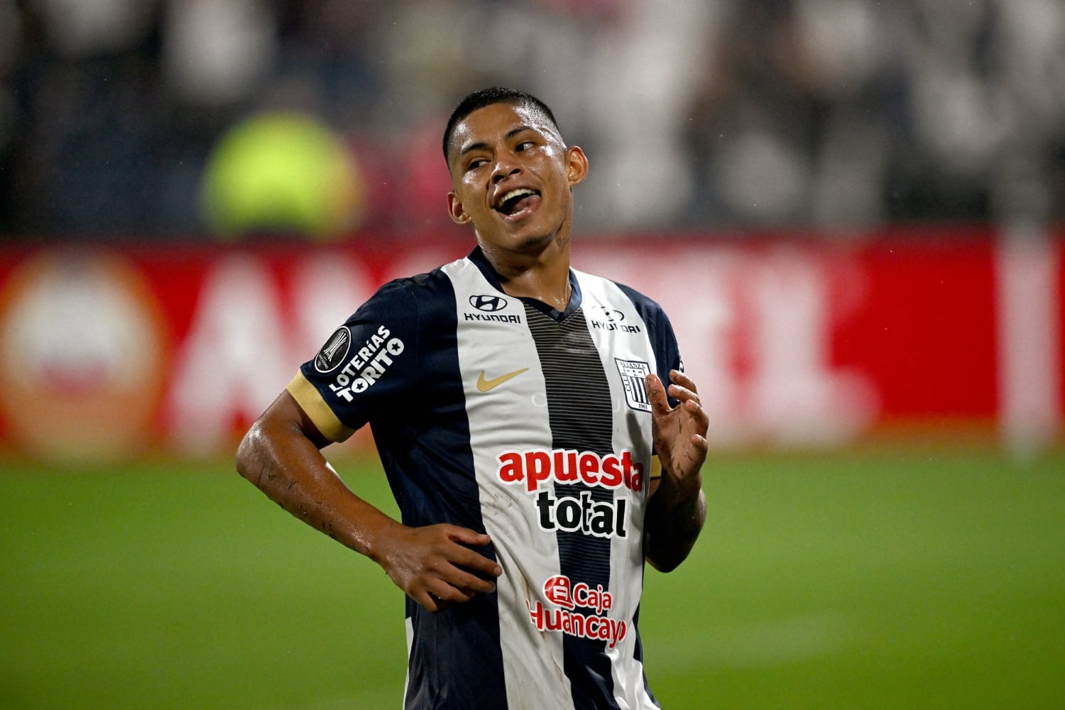 Kevin Quevedo no es tomado en cuenta por Pablo Guede. (Foto: AFP)