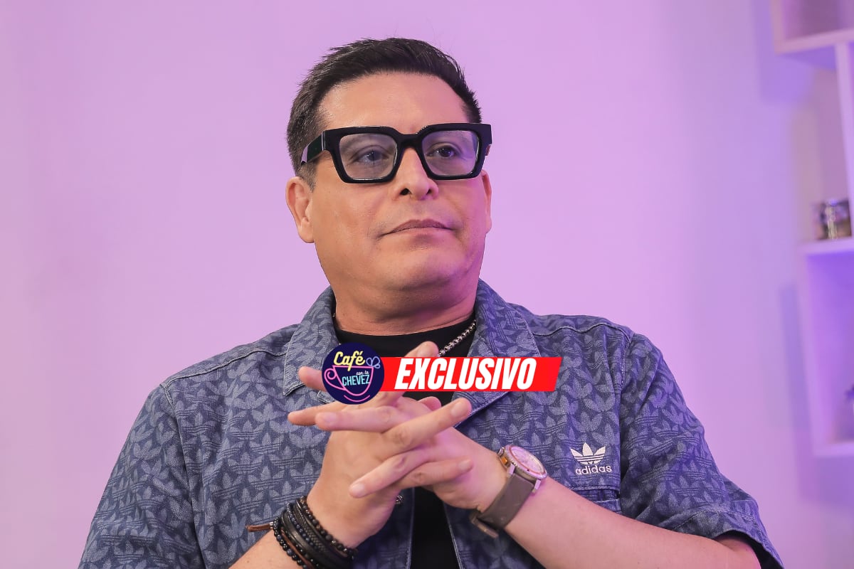 Carloncho en Café con la Chevez