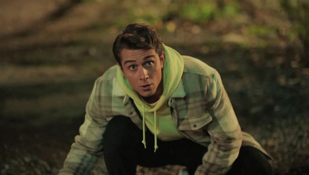 Nebahat descubre dónde está su hijo en la telenovela turca "Hermanos" (Foto: NG Medya)