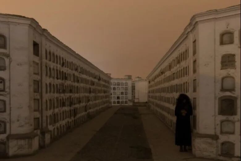 El recorrido prosigue entre tumbas para llegar al territorio de las brujas, en donde se darán a conocer historias de la época y la lucha entre la magia negra y blanca. (Foto: Difusión)