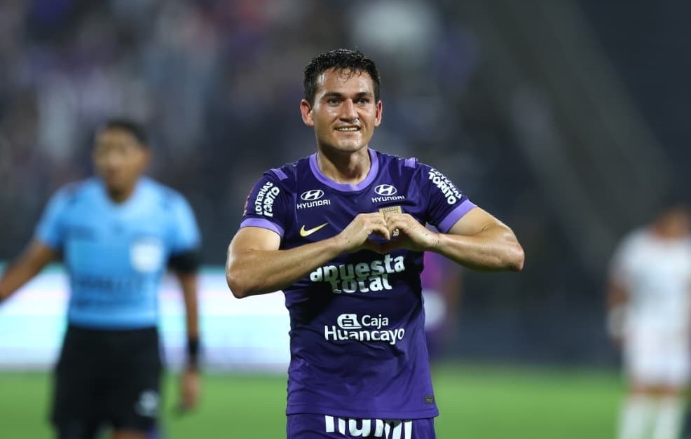 Jairo Vélez marcó el mejor tanto de la noche en el triunfo de Alianza Lima sobre Atlético Grau (Fotos: Giancarlo Ávila/@photo.gec)