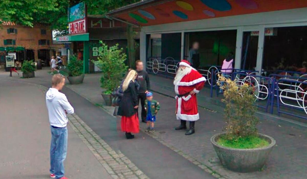 Papá Noel fue captado por Google Maps haciendo esto. (Foto: Google)