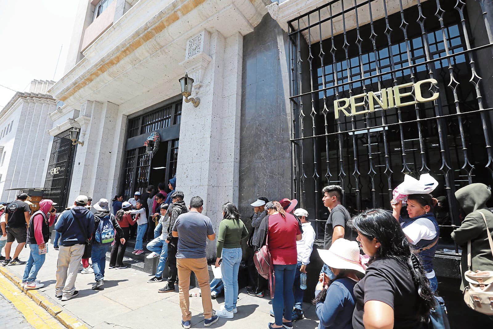 Reniec en Arequipa amplía atención para entrega de DNI. Foto: GEC.