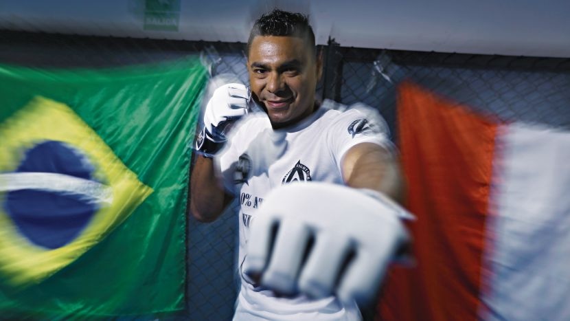 Santiago Salazar lamental la salida de Juan Reynoso y reconoce experiencia de Jorge Fossati.