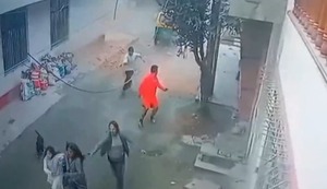 Temblor en Lima: Familia salva de morir aplastada por caída de pared en San Juan de Lurigancho | VIDEO