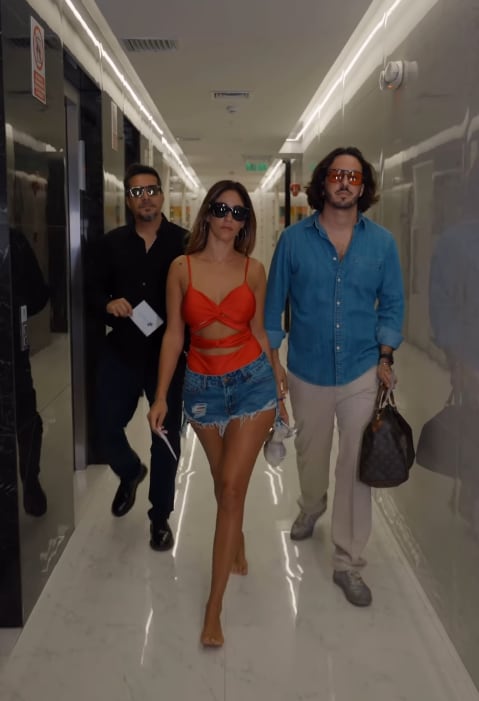 Tilsa Lozano, Gabriel Calvo y Mateo Cedron serán los conductores del nuevo programa 'Tres al hilo', en el canal de streaming de Jefferson Farfán.