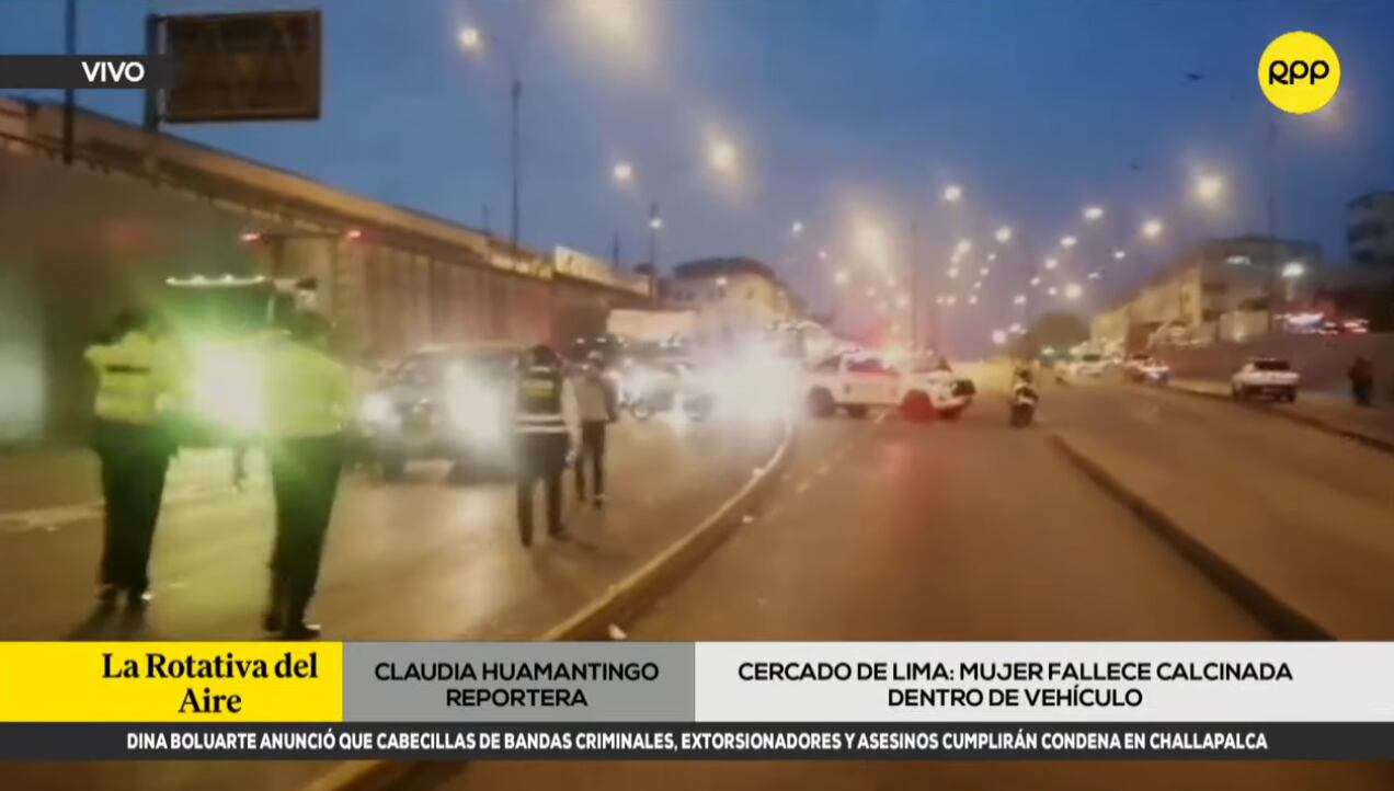 Una mujer murió luego de que el automóvil se prendiera tras fuerte choque.