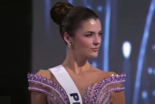Tatiana Calmell en traje de gala en el Miss Universo 2024