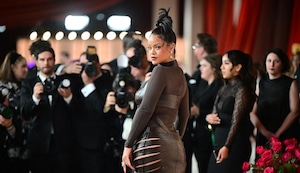 Rihanna presumió su embarazo en la alfombra roja de los Oscar