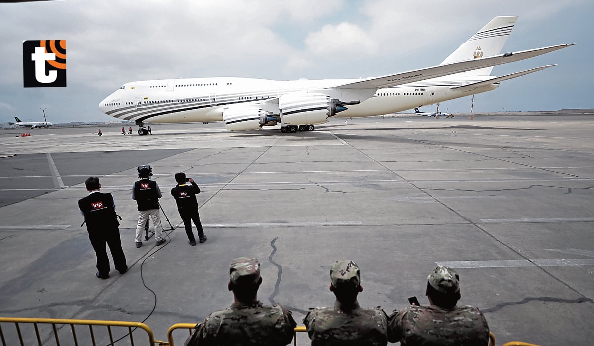 El ‘Palacio volador’ del sultán de Brunei. Foto: Trome