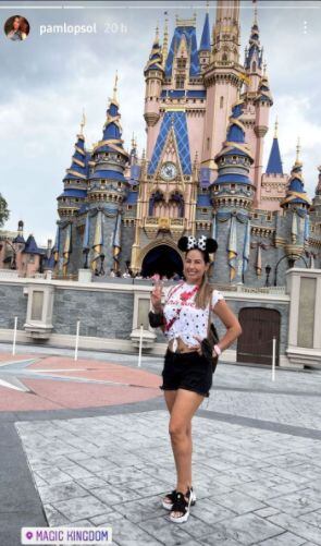 Pamela López disfruta de Disney. (Instagram)