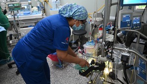 Enfermeros, los ángeles que cuidan y salvan vidas