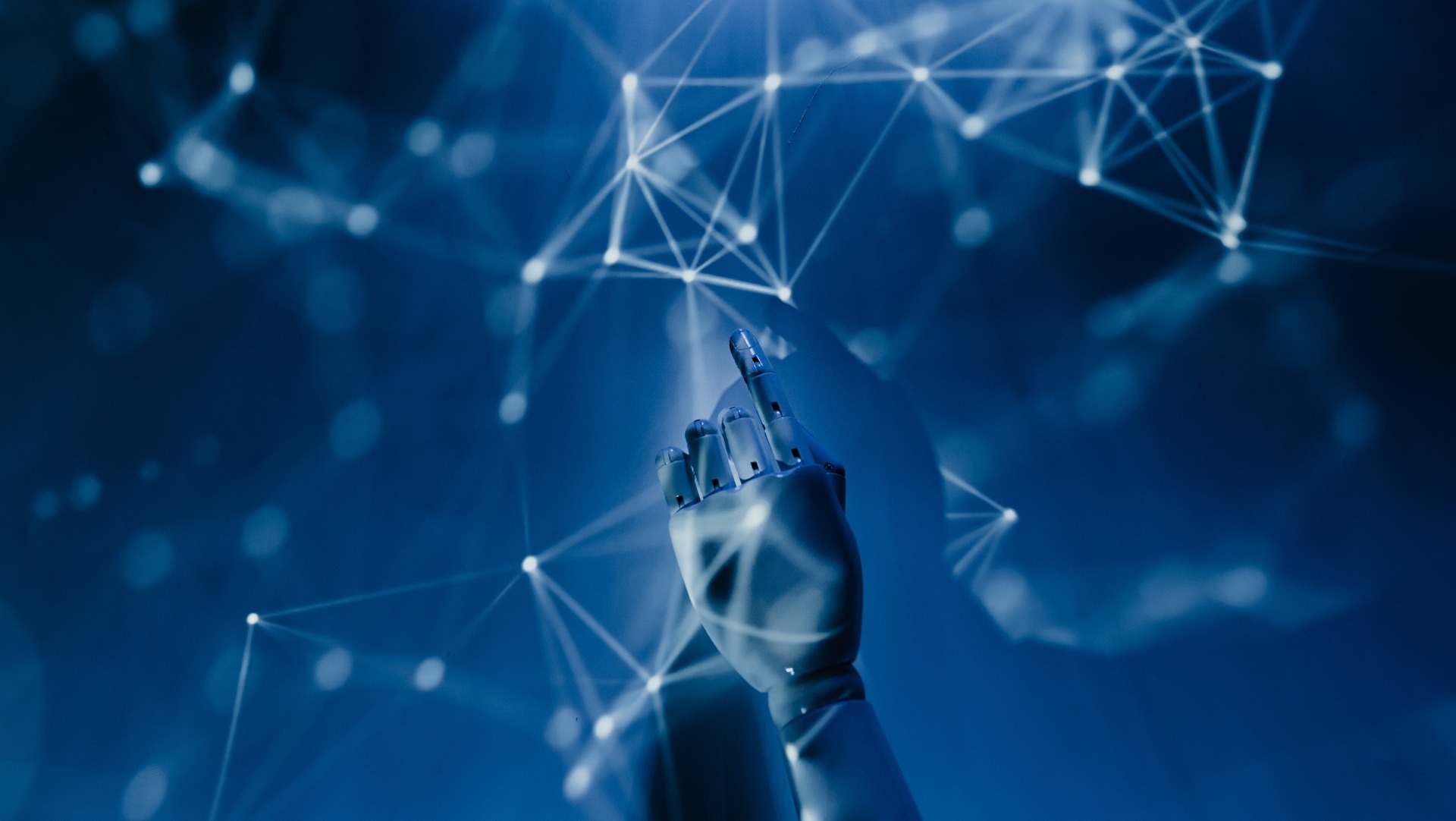 La Inteligencia Artificial ofrece oportunidades como nuevos riesgos a los usuarios (Difusión)