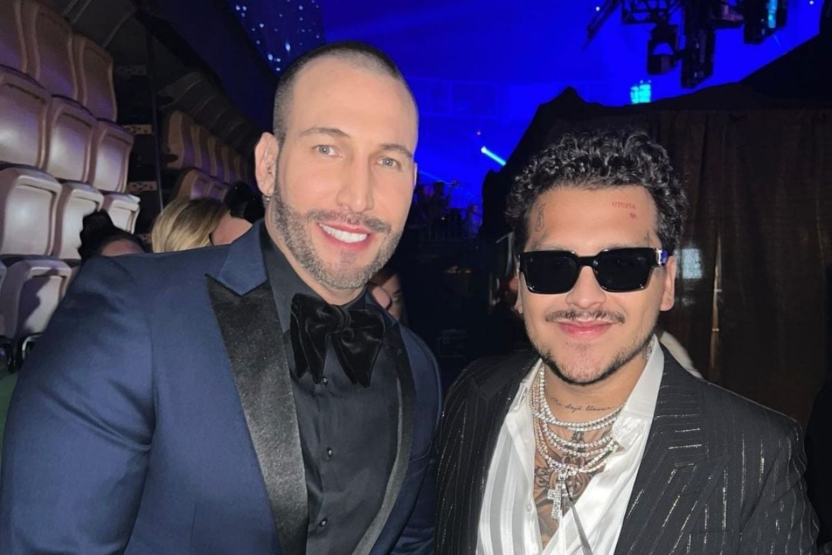 El actor se fotografió junto a figuras como Christian Nodal durante los Latin American Music Awards 2022 (Foto: Rafael Amaya / Instagram)