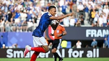 ¡Mbappé hace historia! Marcó un golazo ante Suecia, puso en ventaja a Francia y rompió un récord que ni Messi tiene