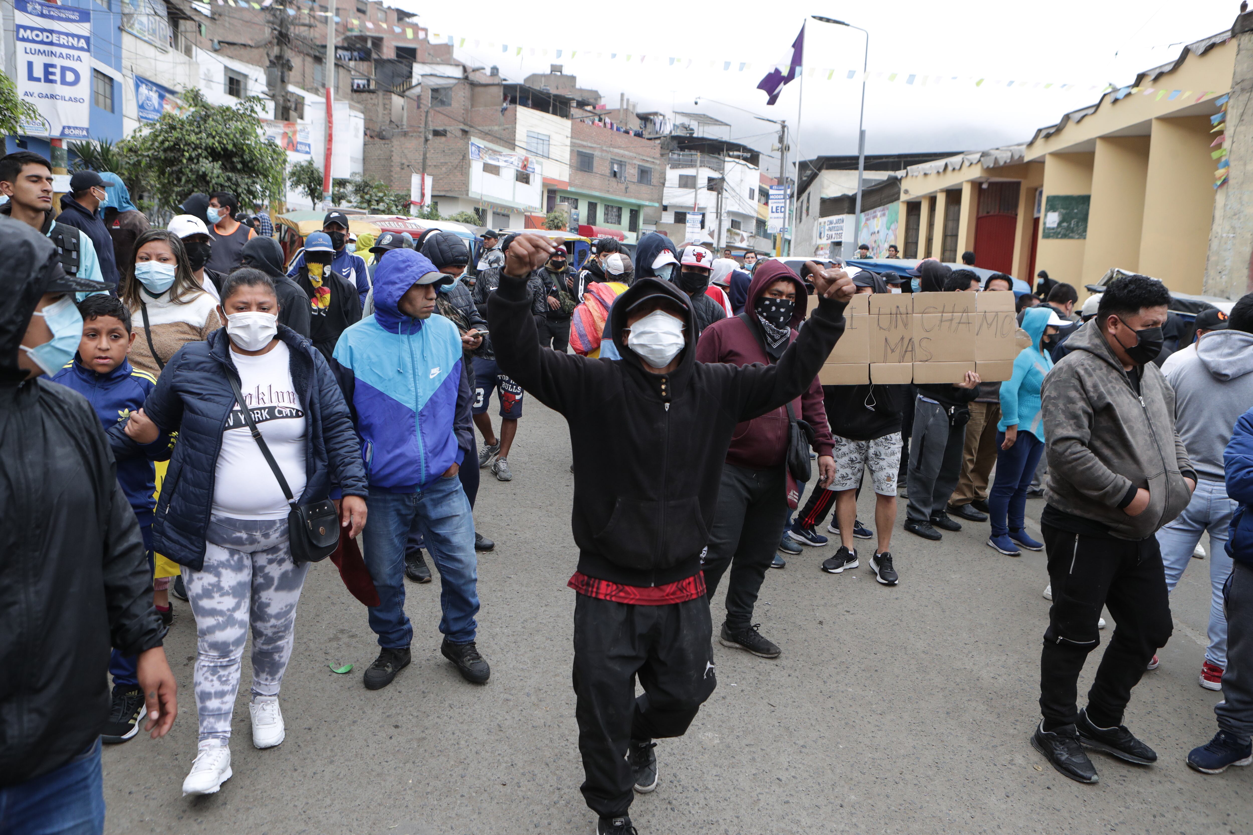 Denuncian presunto cobro de cupos de extorsionadores venezolanos.
FOTOS: ALESSANDRO CURRARINO / EL COMERCIO