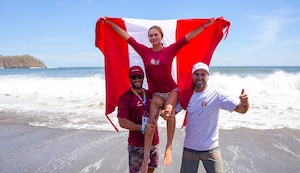 ¡Olas de gloria! El Team Perú de surf arrasa en Playa Venao