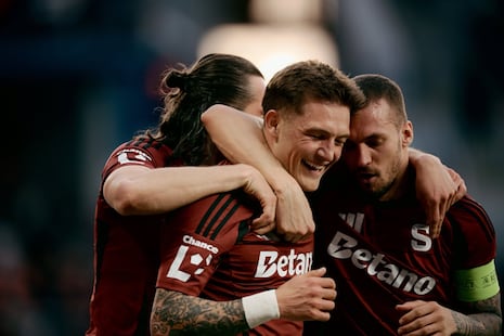 Oliver Sonne volvió a marcar con el Sparta Praga, esta vez en el triunfo ante el Karviná | VIDEO