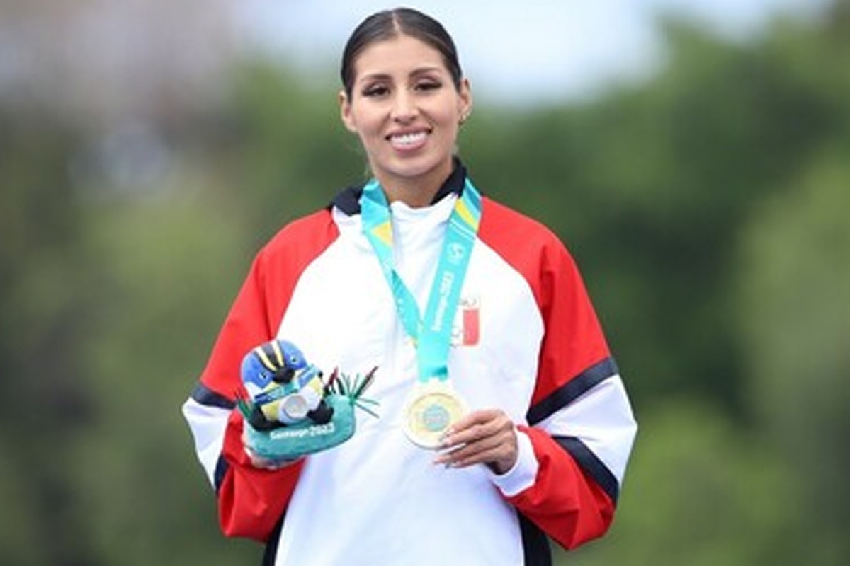 El Búho resalta la medalla de oro que ganó la atleta en los Panamericanos y repasa su trayectoria, la cual está llena de triunfos para el país.