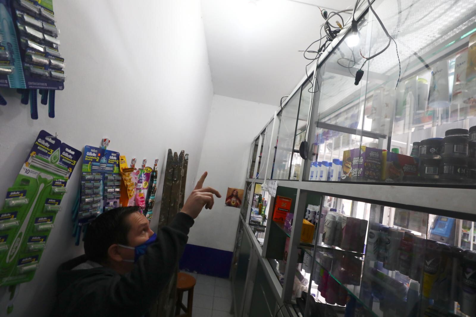 Rompieron los cables de las cámaras de seguridad y se llevaron la memoria para no ser identificados. | Foto: Gonzalo Córdova