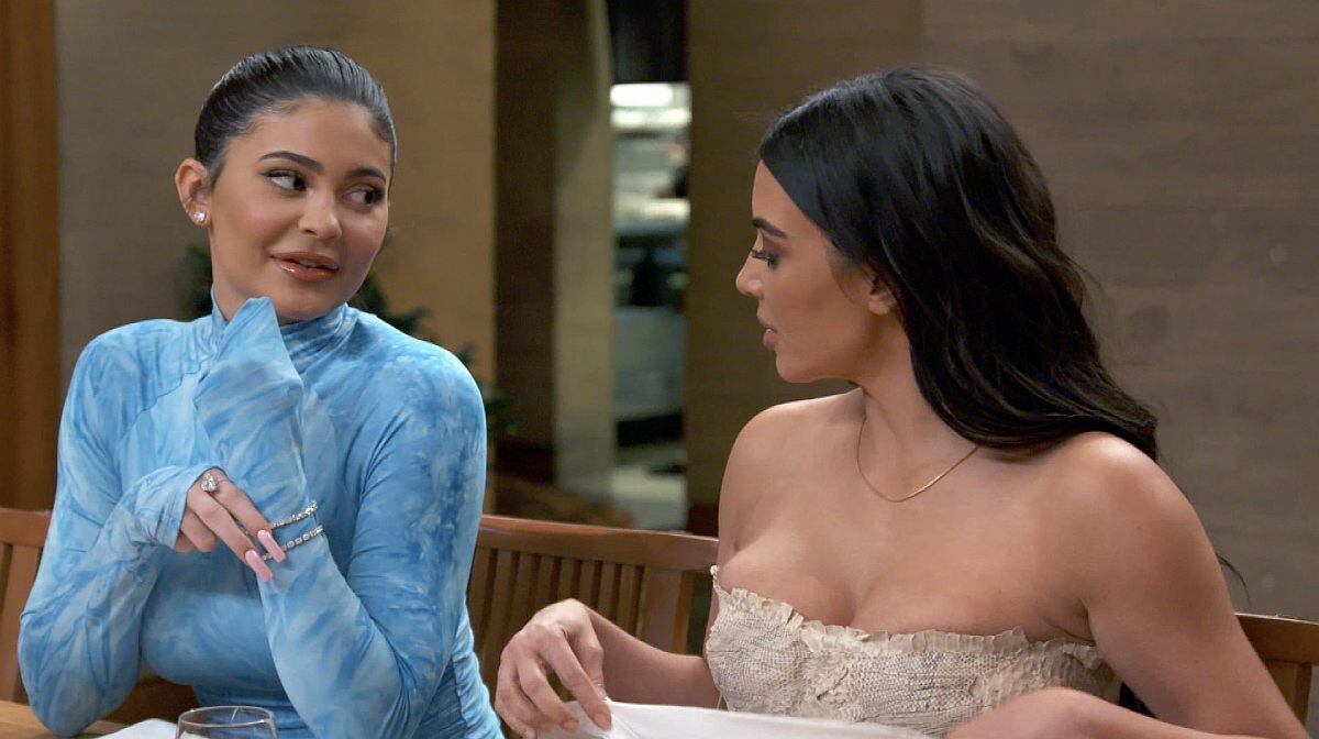 'Keeping Up With The Kardashians' se estrenó en octubre de 2007 y mostró la fiesta de aniversario de Kris Jenner y su entonces esposo Caitlyn Jenner.