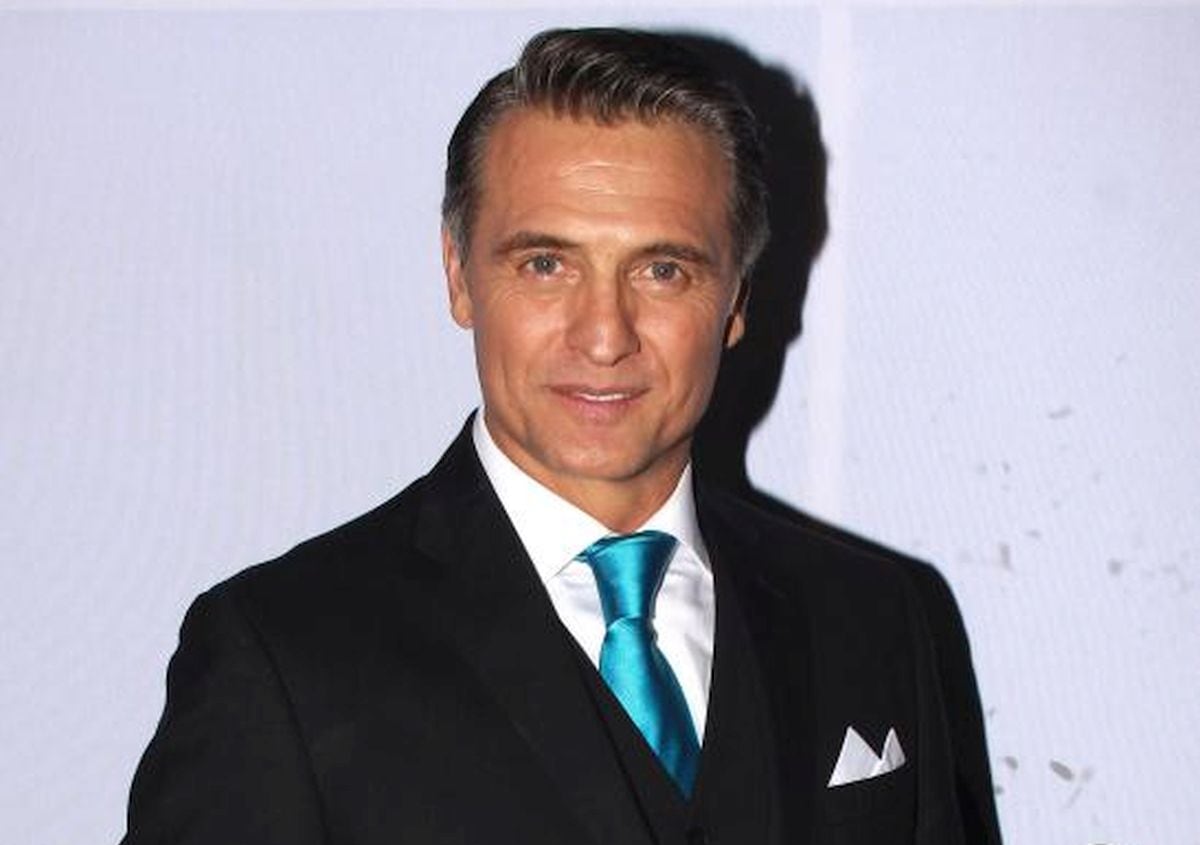 En su ciudad natal, Juan Soler se hizo conocido como jugador de Rugby y luego incursionó en el mundo del modelaje, ámbito que lo conectaría con la actuación (Foto: Televisa)