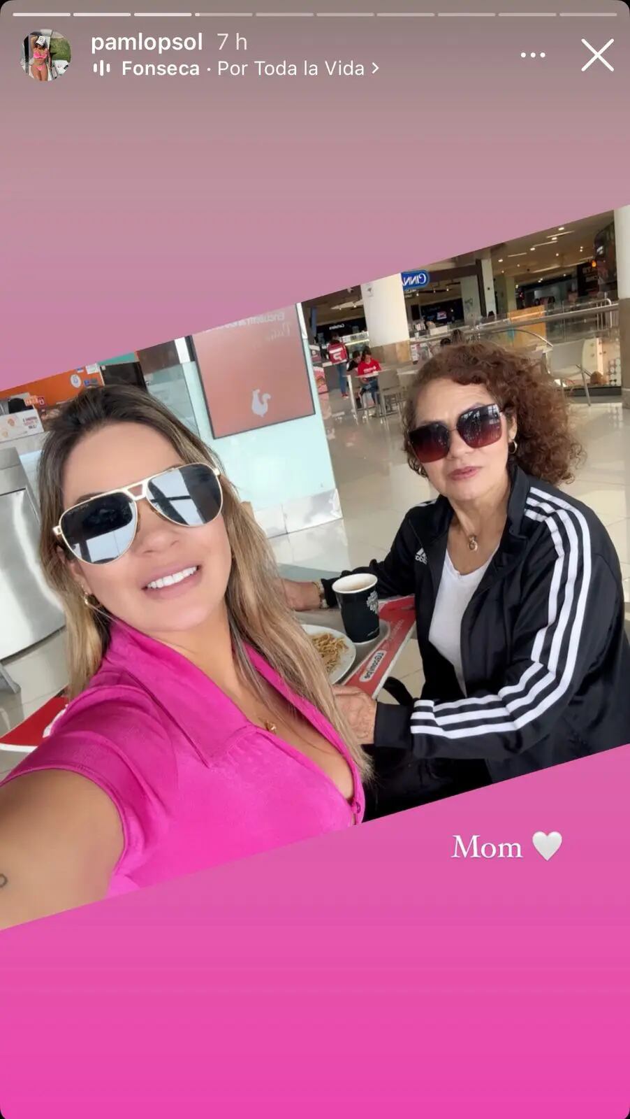 Pamela López y su mamá