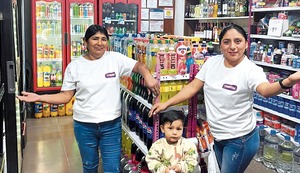 Emprendedora convierte tiendita en minimarket para sacar adelante a su hijo