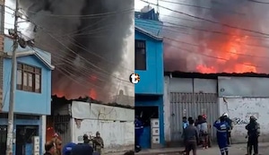 San Martín de Porres: Se desató feroz incendio en almacén de cueros y calzados