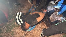 Juliaca: Pobladores masacran a 3 policías y salvan de linchamiento