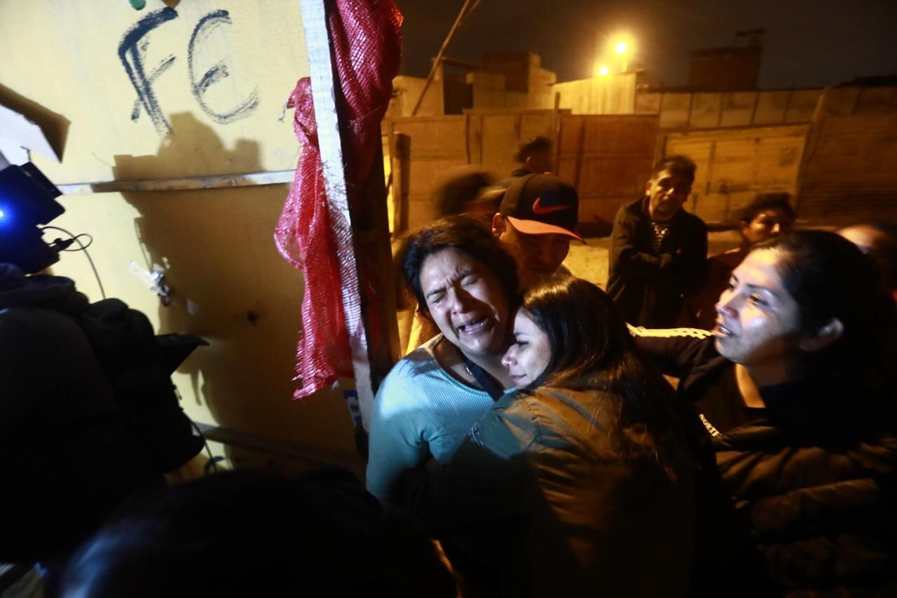 Niña reportada como desparecida fue encontrada sin vida dentro de una vivienda en Pachacamac. Policía nacional indica que fue extrangulada.
Foto: César Grados/@photo.gec