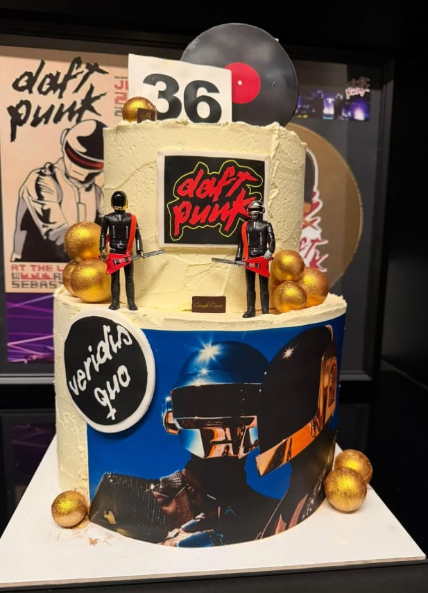 Futbolista celebró su cumpleaños sin su esposa. (Instagram)