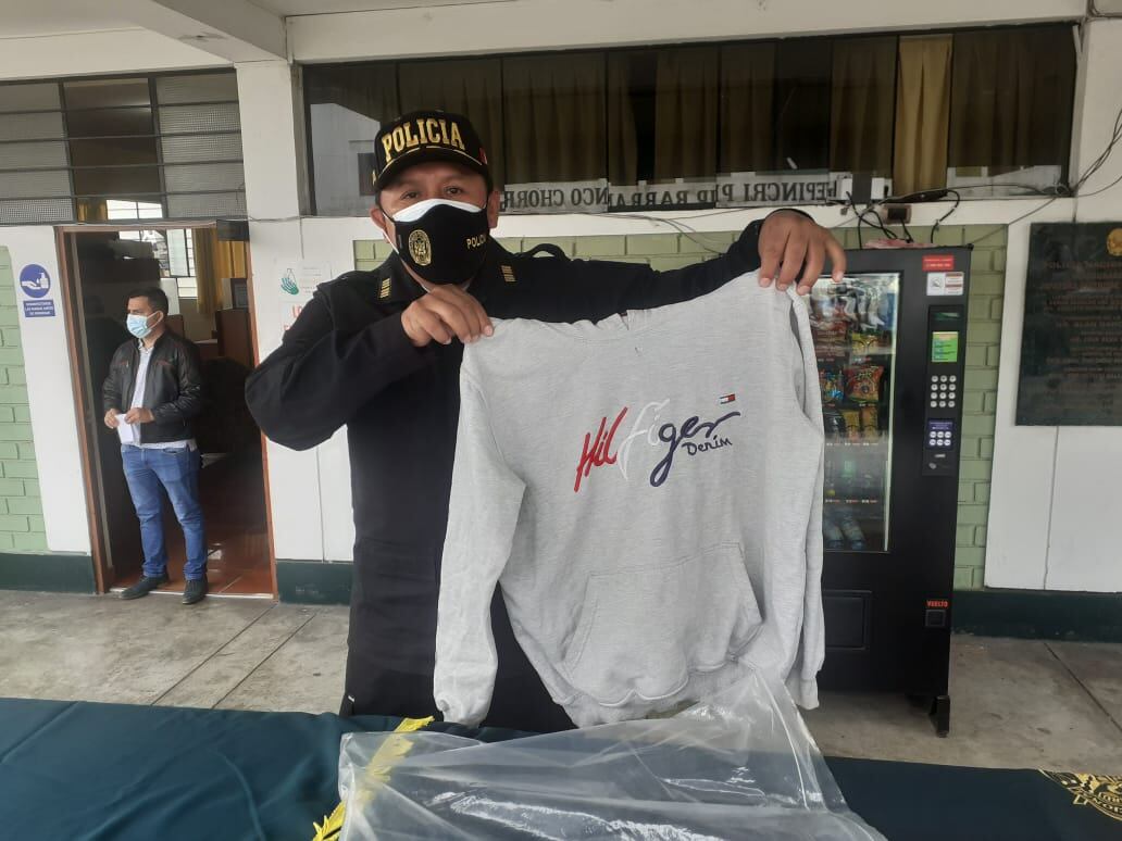 Ray Bryan Chávez Naveros (27), ‘Ray’, acusado de herir gravemente de un balazo al obrero Oscar Medrano Mego (27), fue atrapado por los policías de Depincri Barranco-Chorrillos. (foto: TROME)