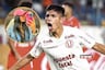 Piero Quispe se muestra enamorado con romántica foto junto a su novia