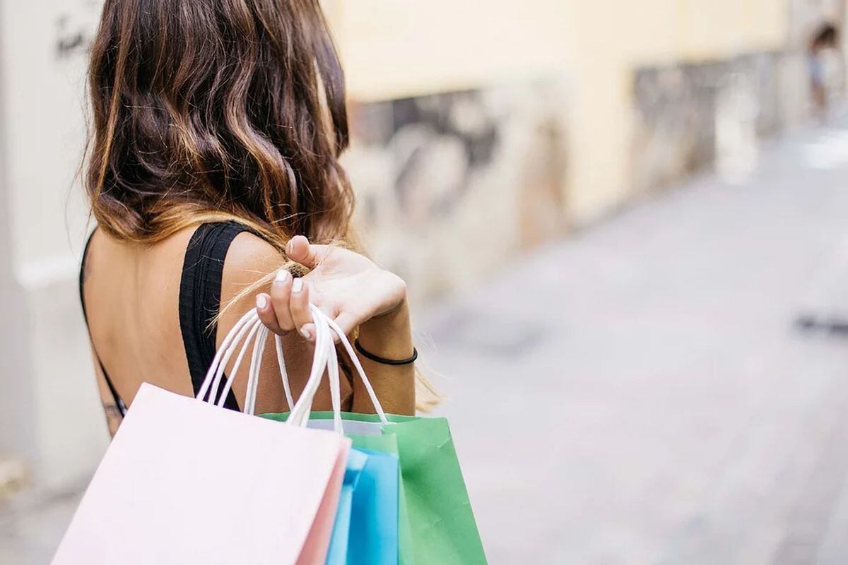 Las compras no planificadas hacen que el dinero no tenga un propósito. (Foto: Pixabay)