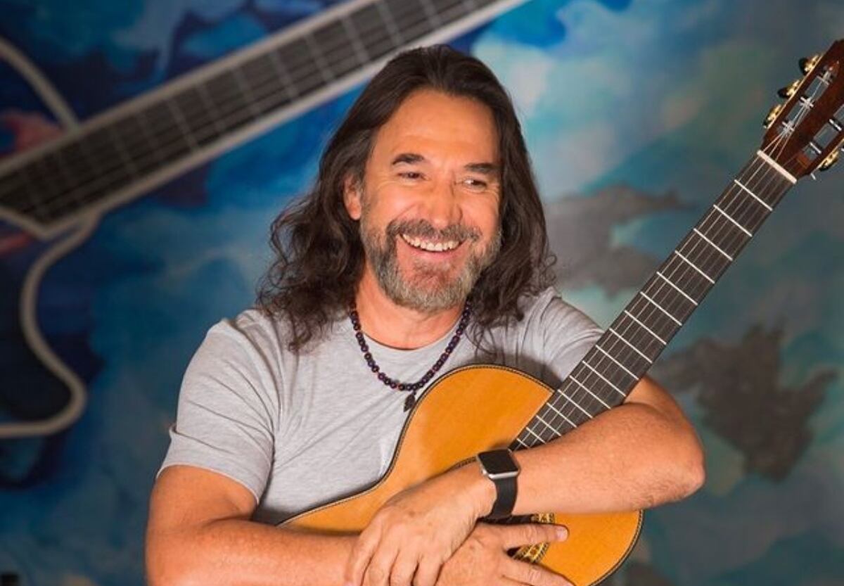 Marco Antonio Solís junto a su guitarra (Foto: Marco Antonio Solís / Instagram)