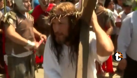 Rafael Vela como Jesús