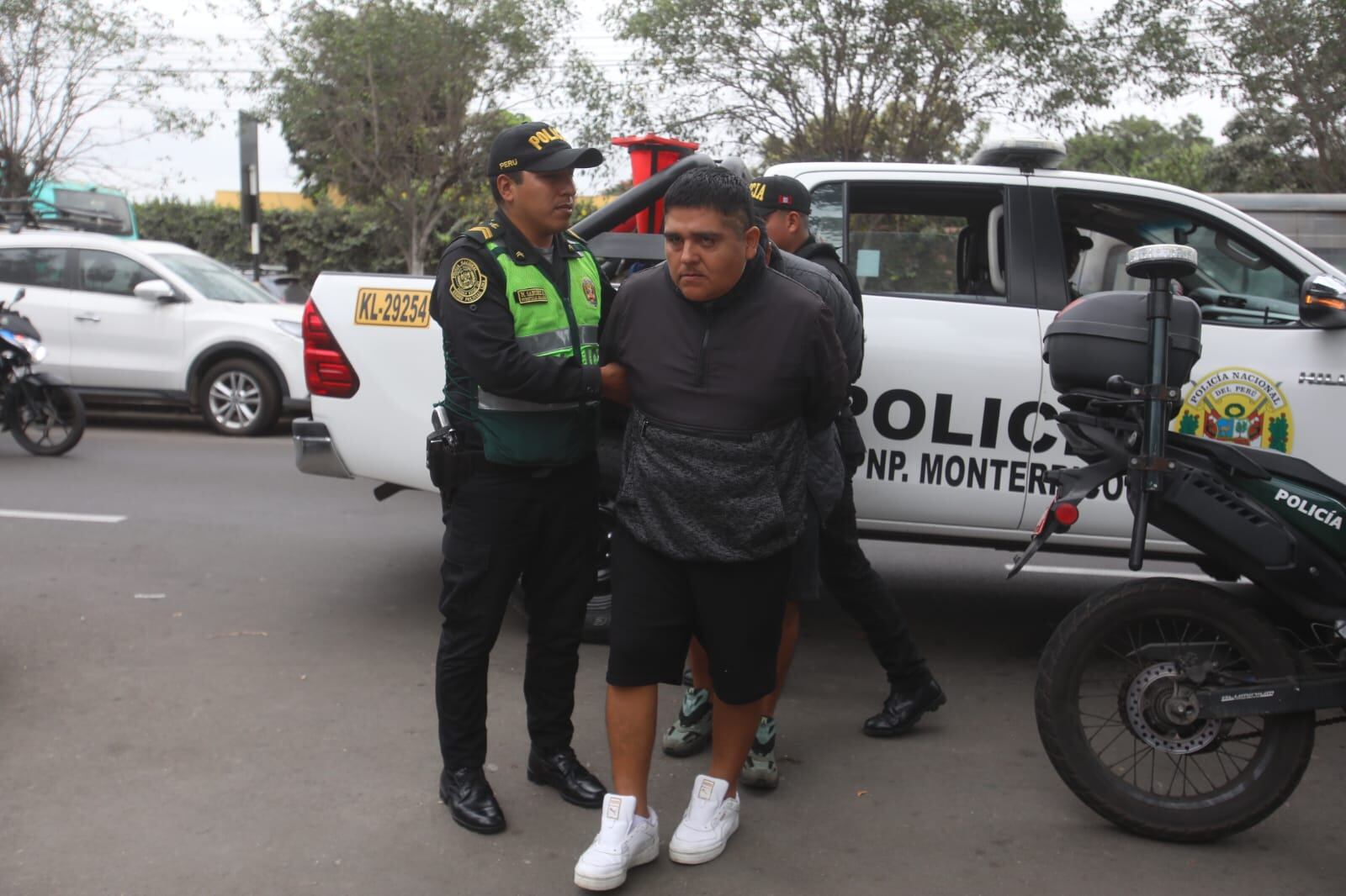 San Juan de Miraflores: Falsos policías pedían 3 mil soles por liberar a vendedor de choclo con queso