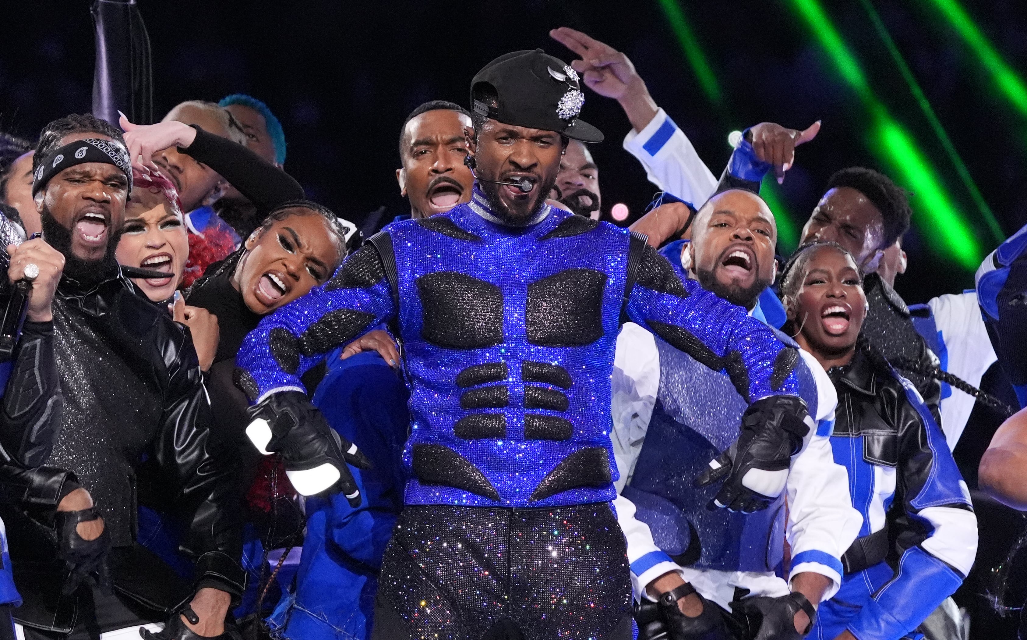 Usher durante el Halftime show - Super Bowl LVIII entre Kansas City Chiefs v San Francisco 49ers (Foto: Timothy A. clary / AFP)